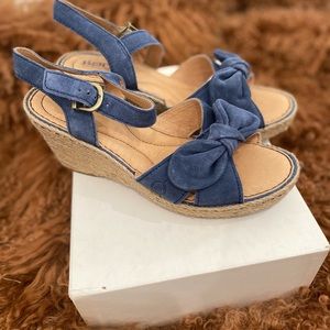 Born strap wedge sandal